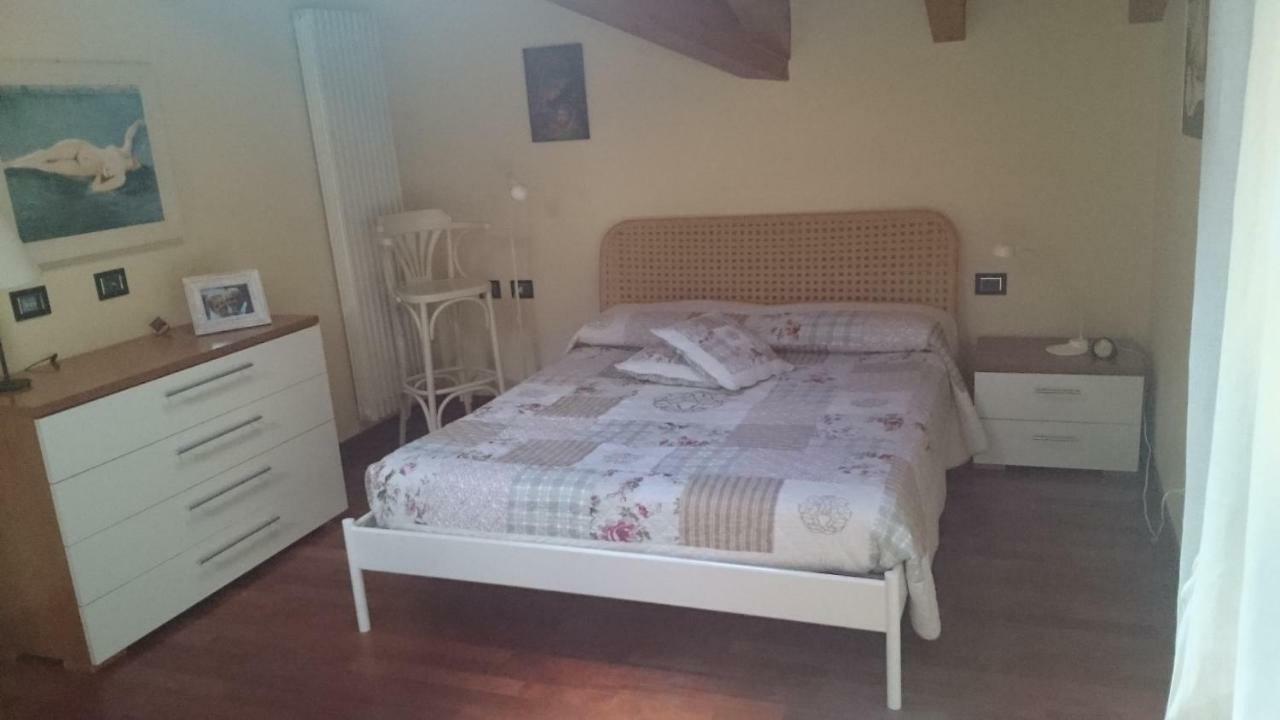 Casa Dei Mulini Lägenhet Mergozzo Exteriör bild